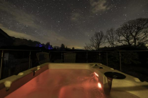 Fox Corner, Ambleside, romantic retreat for two, dog friendly, hot tub